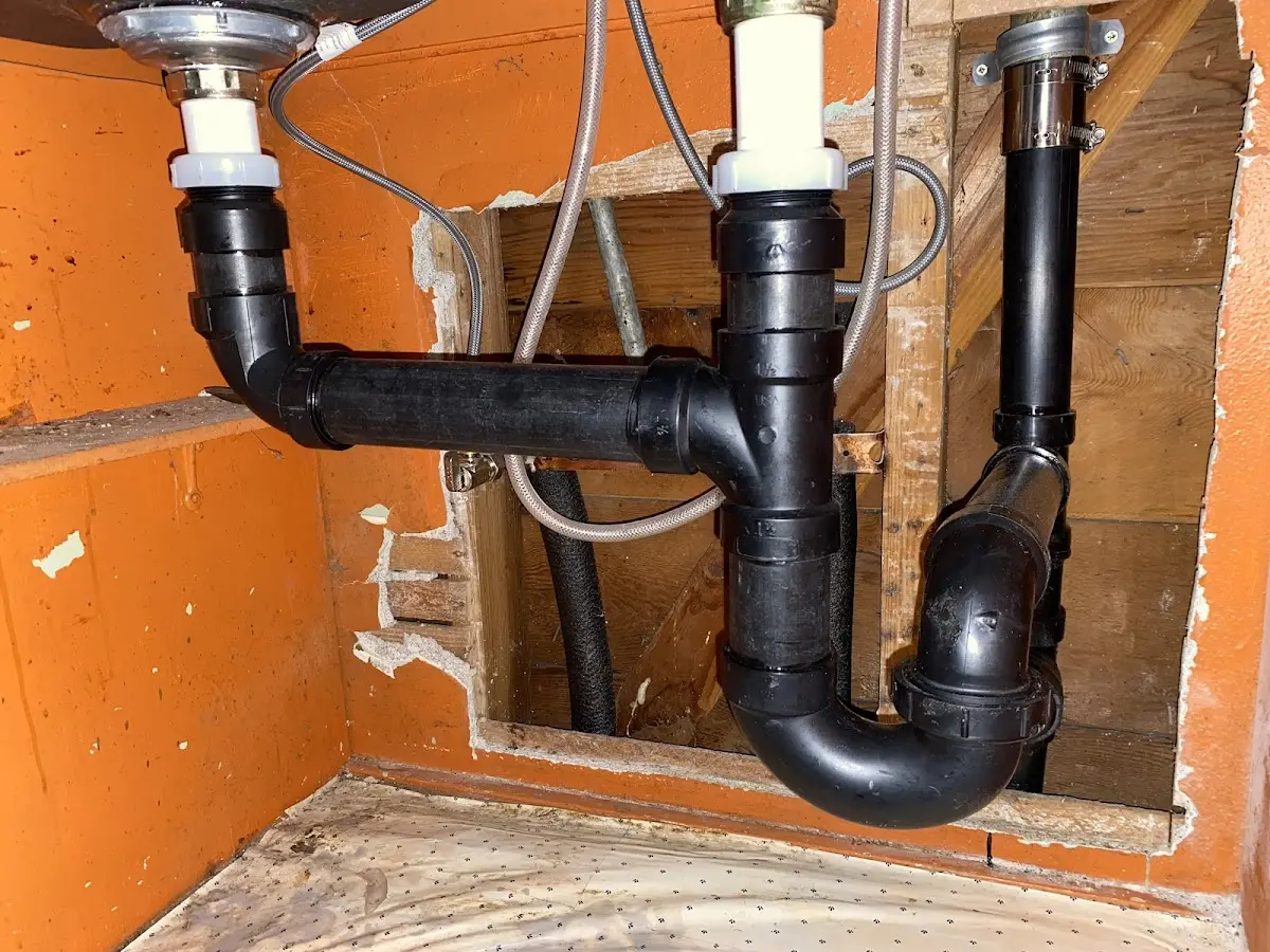 Professional Pipe Bursting equipment and tools on the job in Moline